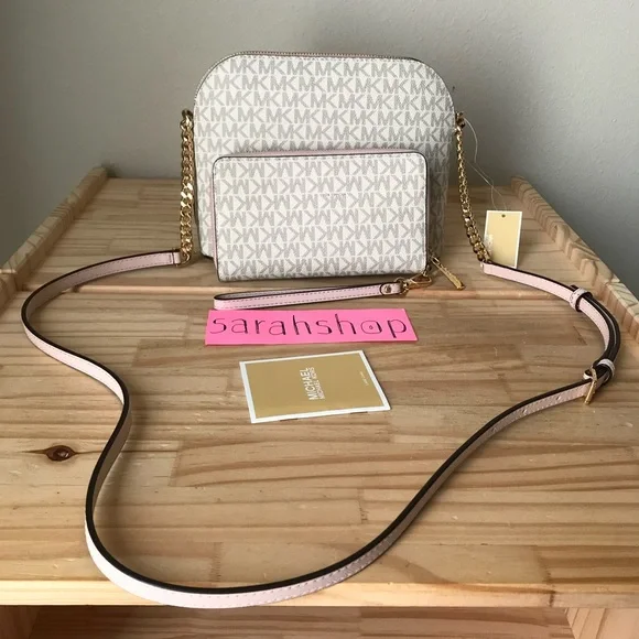 🌼Michael Kors set - Picture 2 of 16